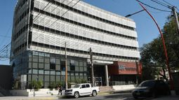 Denuncian a un psiquiatra por drogar y abusar a su exnovia.