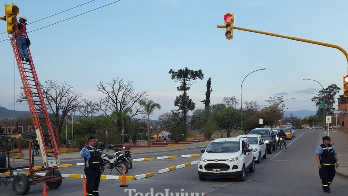 Cambia un tramo de la calle Leandro Alem y se modifican las paradas de