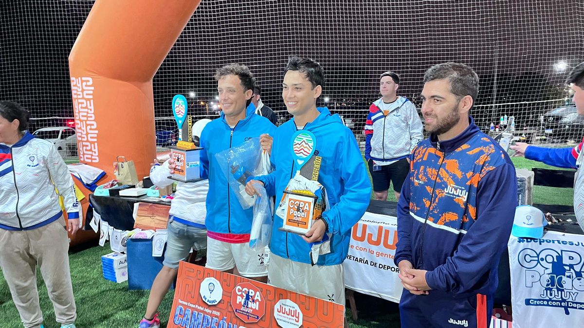 Los hermanos Farfán se consagraron campeones de la categoría libre en la Copa Pádel Jujuy