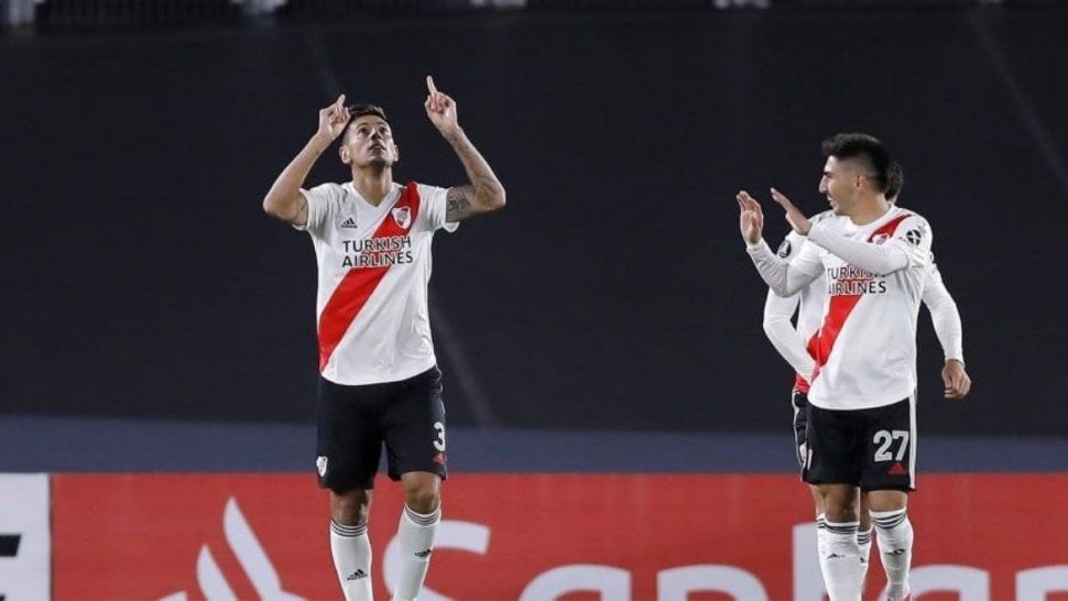 Hazaña: con Enzo Pérez de arquero, River ganó 2 a 1