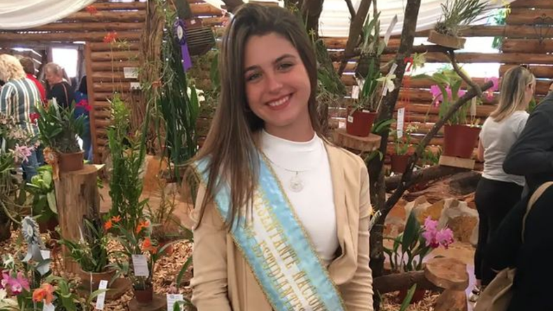 Tiziana Vignolles en la Fiesta Nacional de la Orquídea