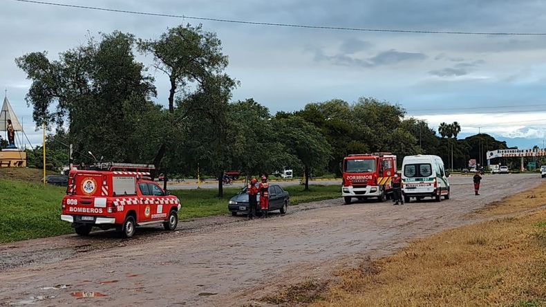Alerta: fuga de gas en el acceso a Perico, hay desvíos para el ingreso y corte total de tránsito