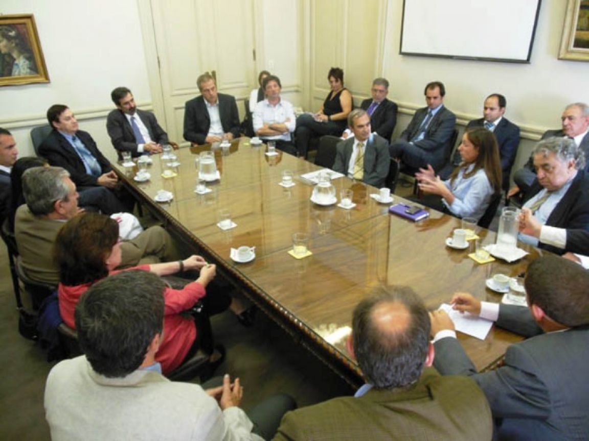 Reunión Educación-Minería