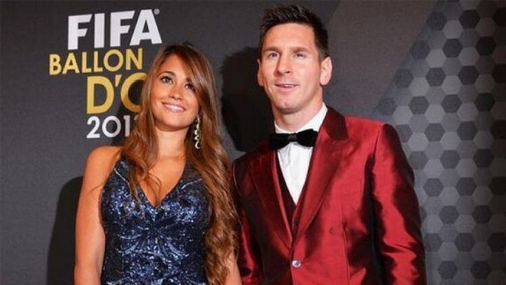 El vistoso traje de Messi