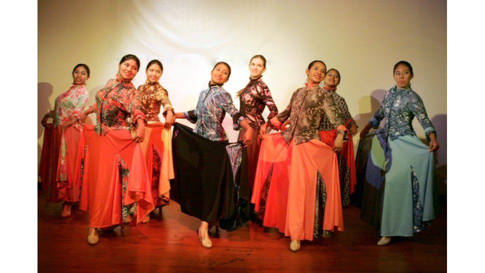 Convocatoria a bailarines