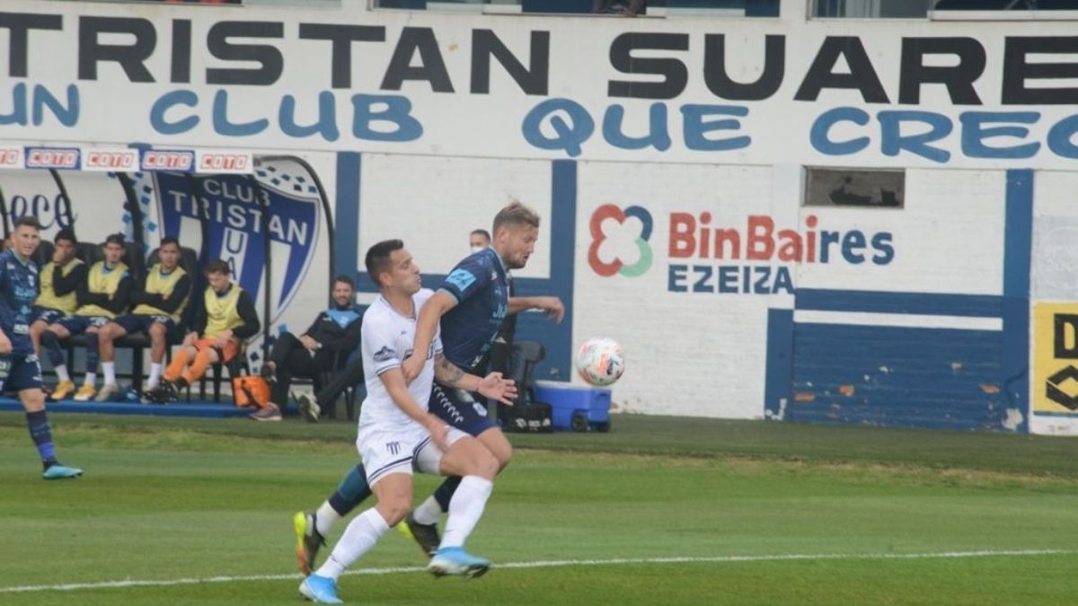 Gimnasia cayó de visitante 2 a 0 contra Tristán Suárez