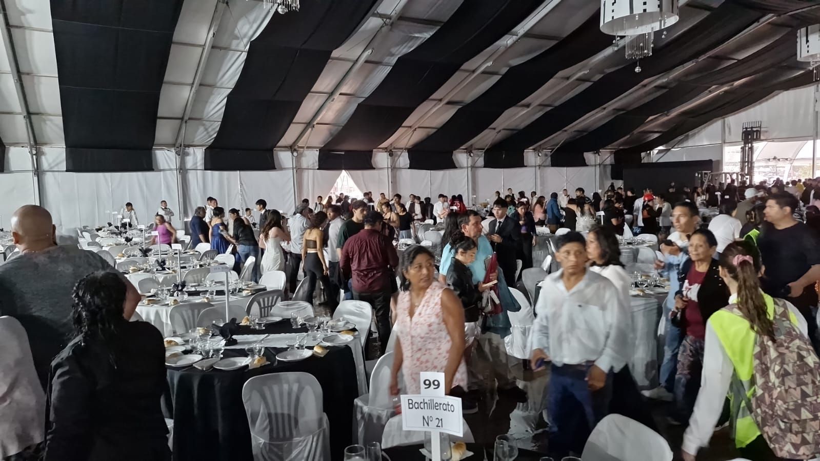 registraron tres atenciones del same en la cena blanca: dos estudiantes con crisis de angustia