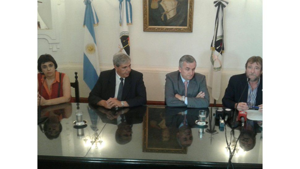 Conferencia en Casa de Gobierno
