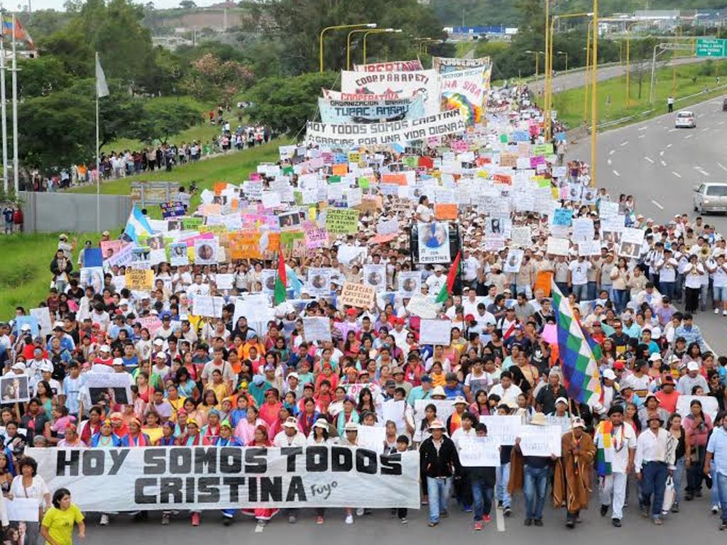 Marcha hacia Plaza Belgrano