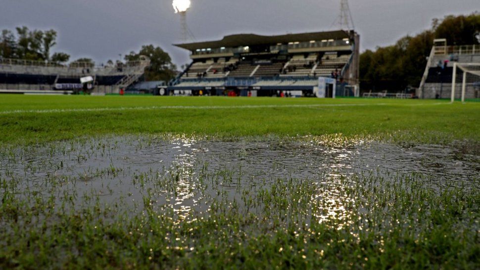 Suspendieron cuatro amistosos por la lluvia