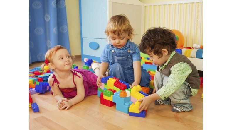 Juguetes y niños