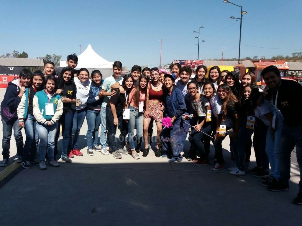 Fan Fest Lunes 18