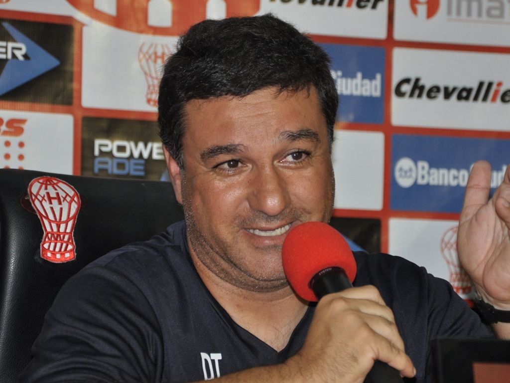 Apuzzo - DT Huracán