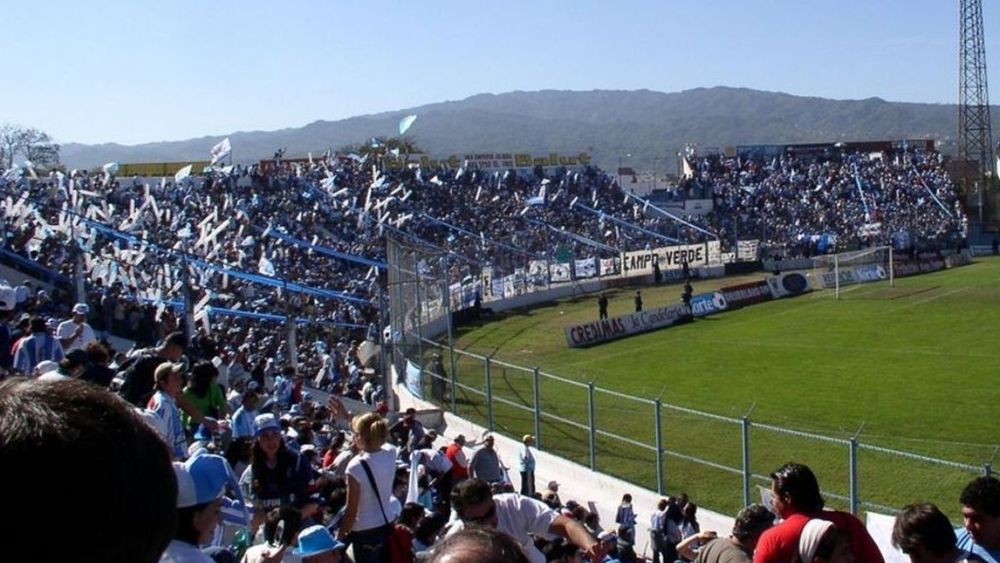 Público en el estadio de Gimnasia (archivo)