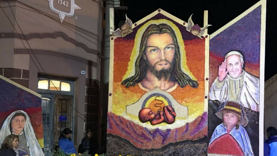 mira las impactantes ermitas del viernes santo en tilcara que maravillaron a todos