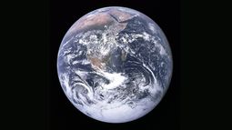 Una nave espacial nodriza extraterrestre podría estar enviando sondas para explorar los planetas de nuestro sistema solar.