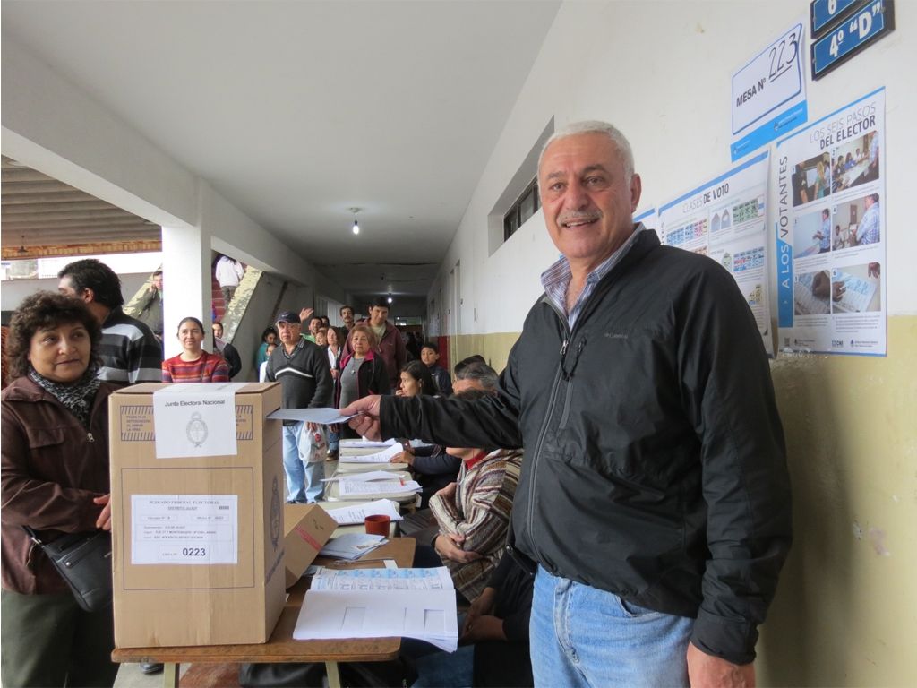 Edil Quintar, emitió su voto