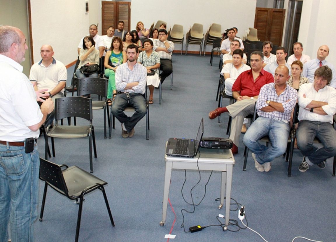 Reunión en la UEJ