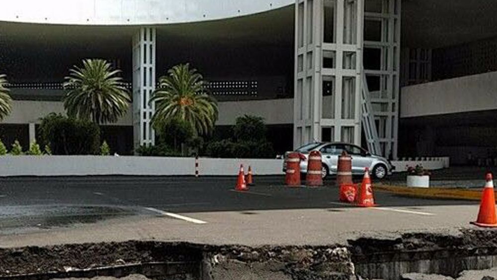 Destrozos tras el terremoto