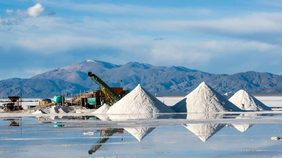 ¿Por qué Bolivia debe concentrarse en el gas natural y no en el litio?