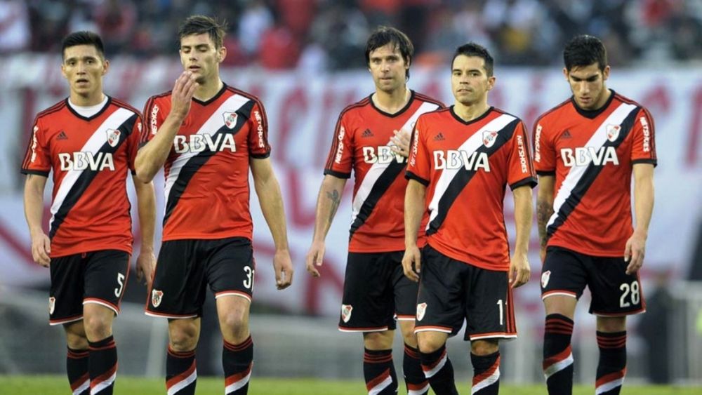 River no pudo con el gasolero