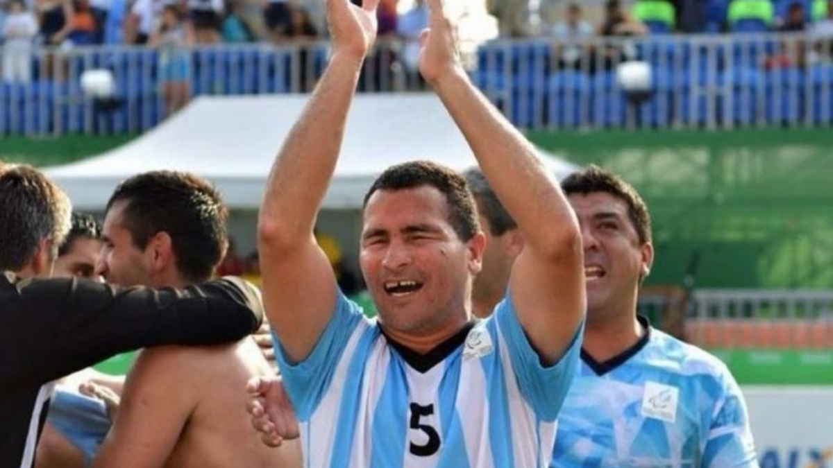 no es lider aquel que se impone sino el que escucha, dijo el ex capitan de los murcielagos en endeavor noa