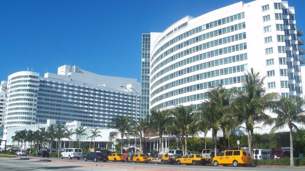 miami: 4 muertos y buscan a 159 personas 