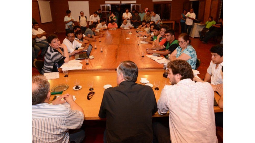 Encuentro con los gremios