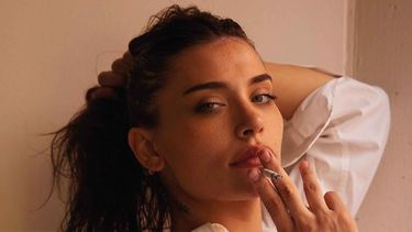 Eva De Dominici se sometió a una intervención quirúrgica y se complicó. Eva De Dominici se sometió a una intervención quirúrgica y se complicó.