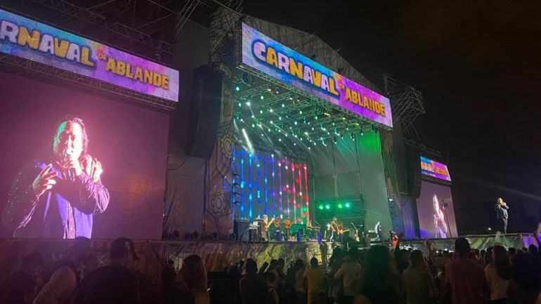 Sergio Galleguillo en la primera noche del Carnaval de Ablande de Los Tekis.
