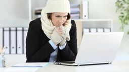 Trucos y recomendaciones para no pasar frío en el trabajo.