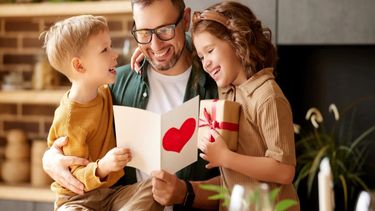 La IA sugiere los mejores regalos para el día del padre. &nbsp;