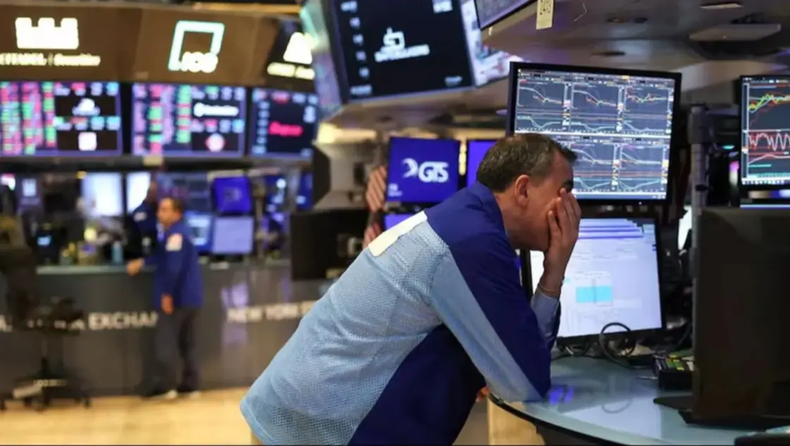 En Wall Street caen las acciones argentinas y el riesgo país vuelve a rondar los 500 puntos