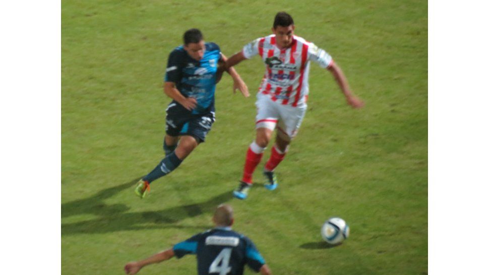 Gimnasia no pudo con Atlético Paraná