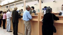 La Anses le pidió a los bancos que contribuyan a que el trámite sea simple de hacer.