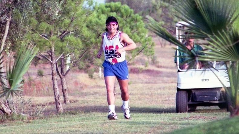 Las fotos inéditas de Diego Maradona entrenando en Sevilla