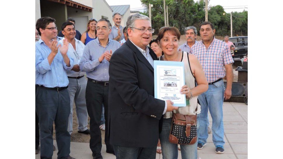 Acto de entrega en Calilegua