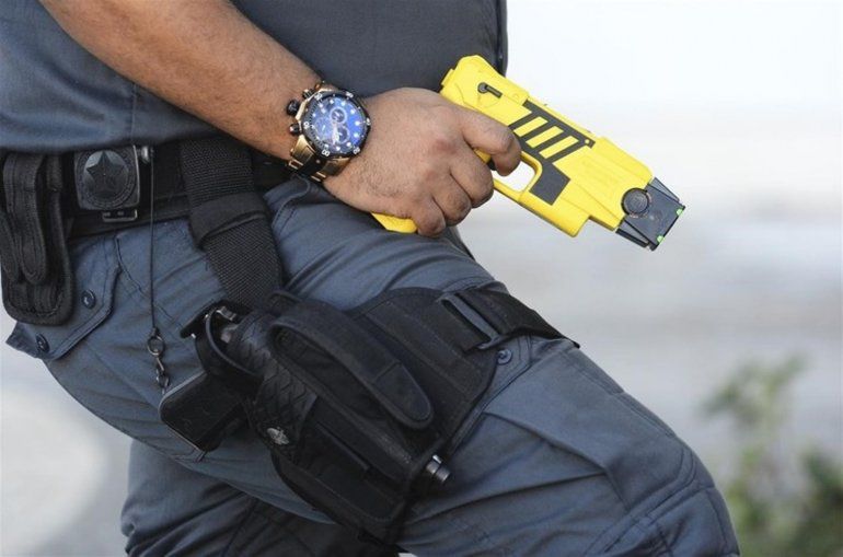 Pistola Taser.jpg