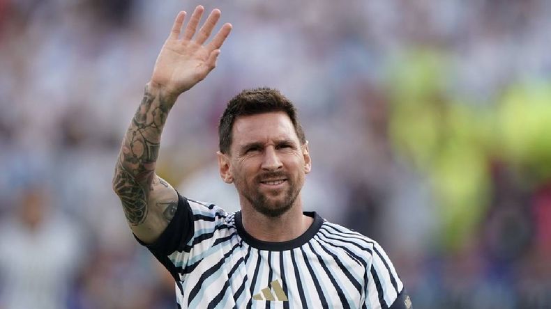Lionel Messi titular en la Selección