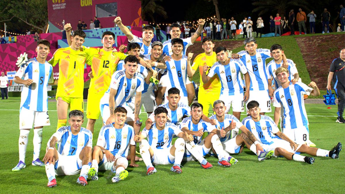 Se cerró la fase de grupos y los chicos de Placente ya conocen su rival para los 16avos de Final del certamen.