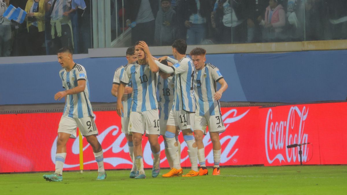 Festejo de los pibes.