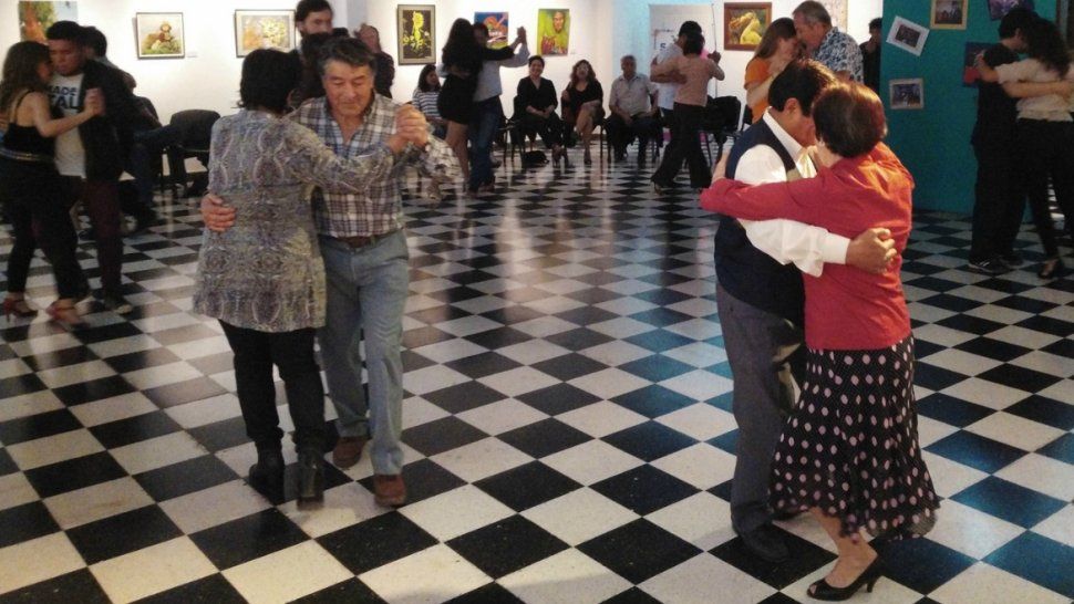 ¿Te gusta el tango? Convocan a un certamen para principiantes y milongueros en Jujuy