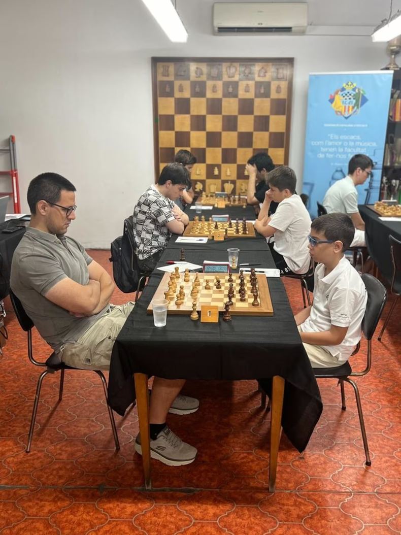Faustino Oro en el torneo de Barcelona. (Foto: @joaco_brand/Twitter)