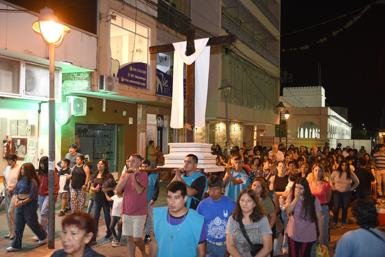 Procesión por el Viernes Santo (foto archivo). Procesión por el Viernes Santo (foto archivo).