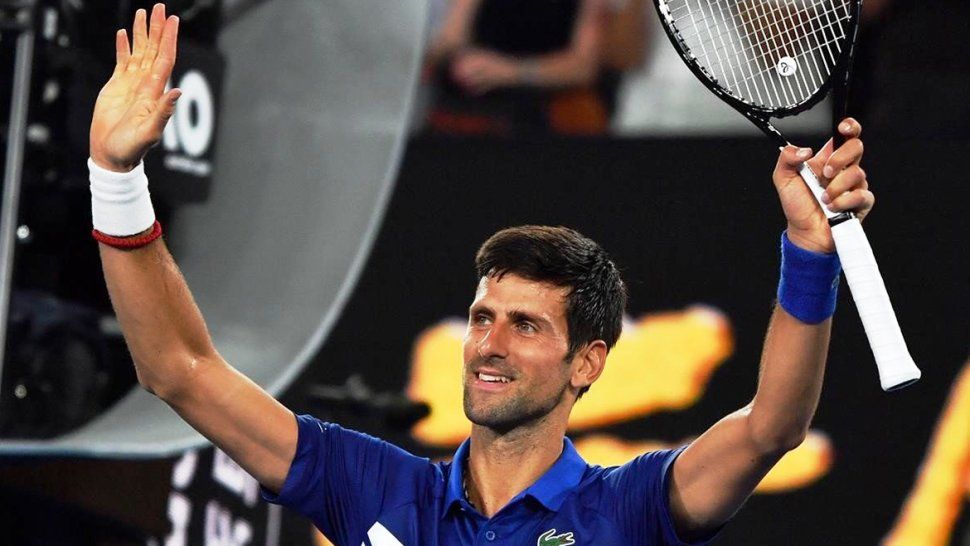 Djokovic se metió en semis tras el abandono de Nishikori en Australia