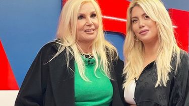 Wanda Nara y Susana Giménez en la cancha de PSG