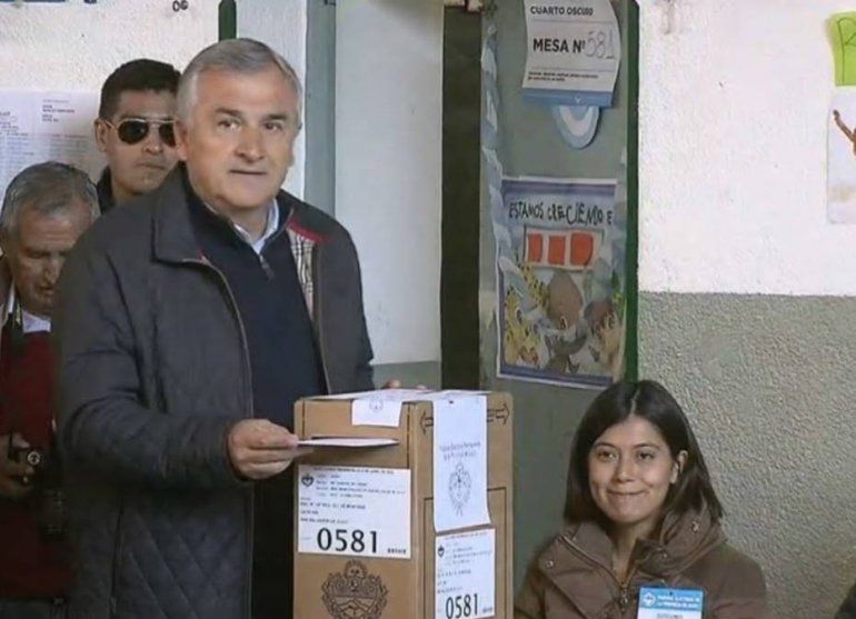 Imagen de archivo - Morales har&aacute; doble turno para las votaciones para evitar aglomeraciones
