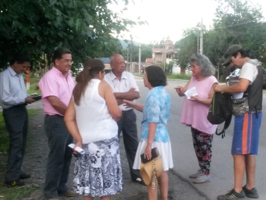 López Salgado y los vecinos