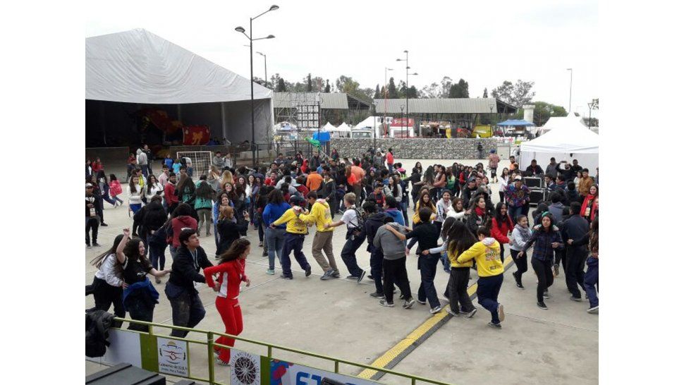 Carroceros siendo parte de los juegos