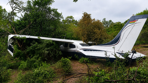 Todo Jujuy | avioneta abandonada en el Chaco salteño